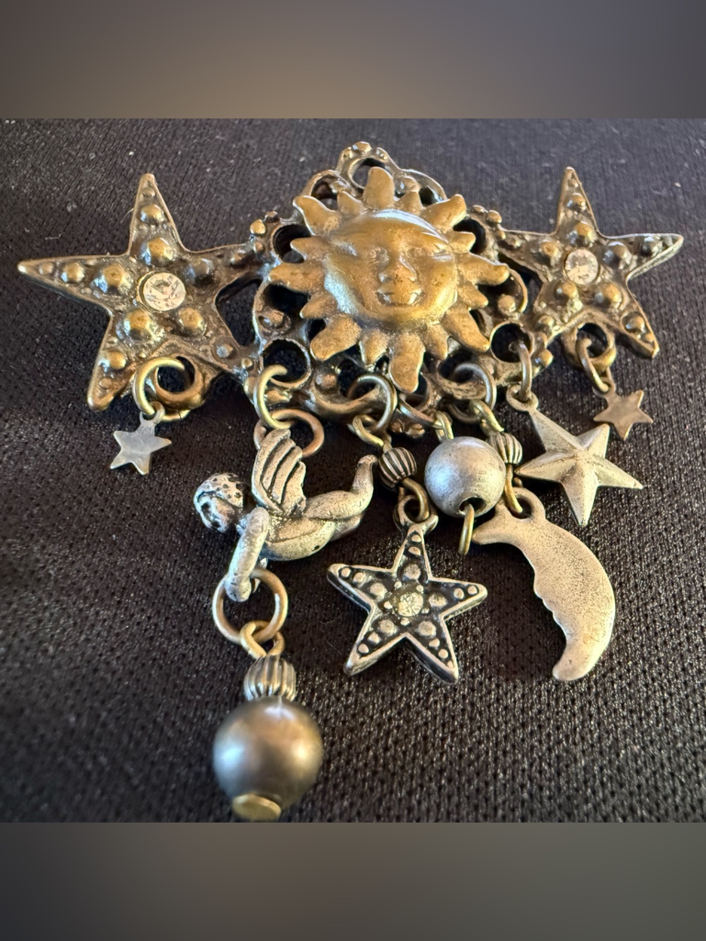 Vintage Sun & Stars Dangle Charm Brooch Pin Gold-Tone Sun Face articulated - Picture 2 of 10
